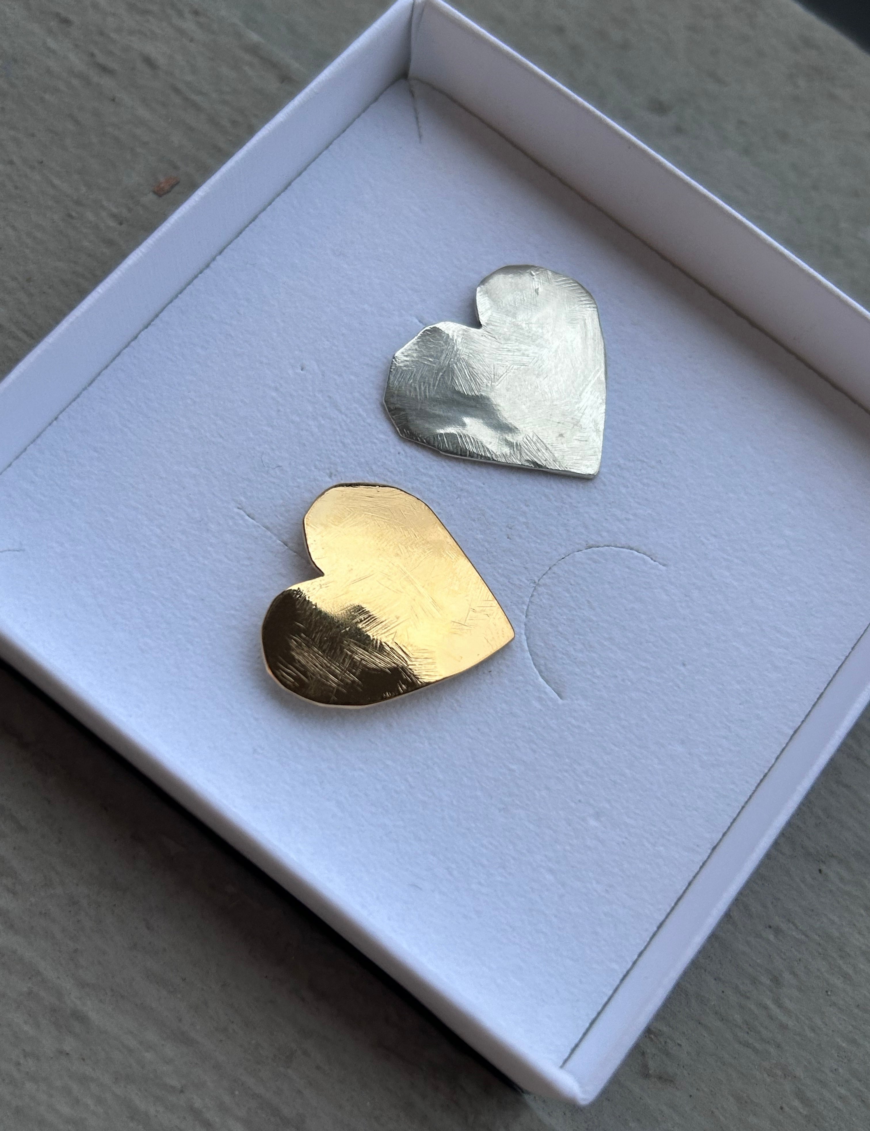 Amoremio_Herzohrring_Silber_Gold